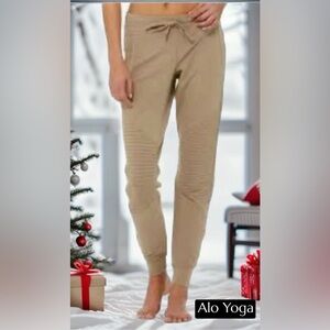 ALO Yoga Urban Moto Sweatpants S